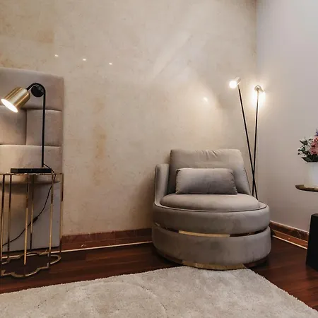 Апартаменты 16 Executive *