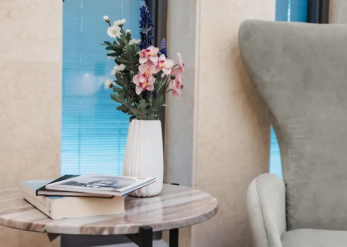 16 Executive * Λευκωσία